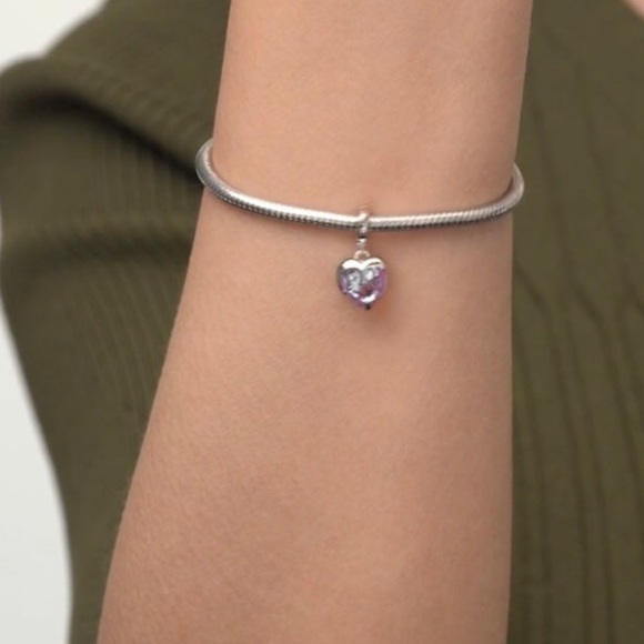 Sterling Silver transparent glass dripping melting heart charm - Picture 7 of 9